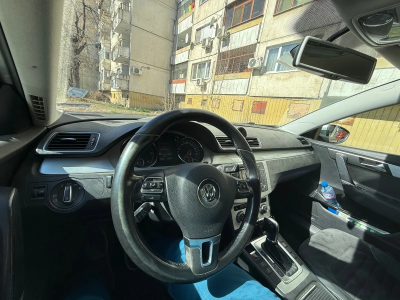 VW Passat, снимка 11 - Автомобили и джипове - 49410643