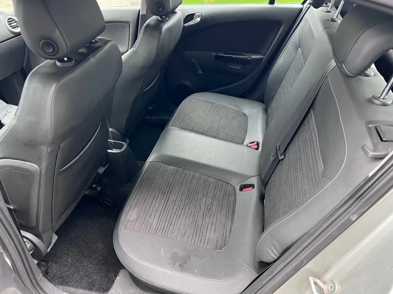 Opel Corsa 1.2 i, снимка 9 - Автомобили и джипове - 51513178