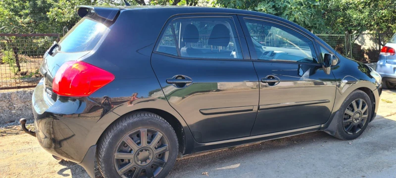 Toyota Auris, снимка 4 - Автомобили и джипове - 52551186