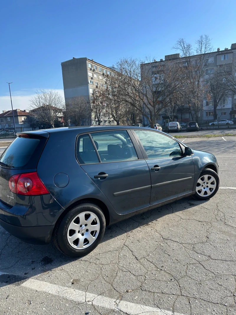 VW Golf Климатик, снимка 3 - Автомобили и джипове - 52955696