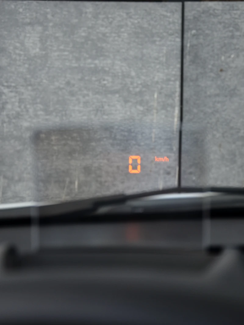 Peugeot 3008 1.6 HDI AVTOMAT* PANORAMA* HEAD-UP, снимка 10 - Автомобили и джипове - 53152873