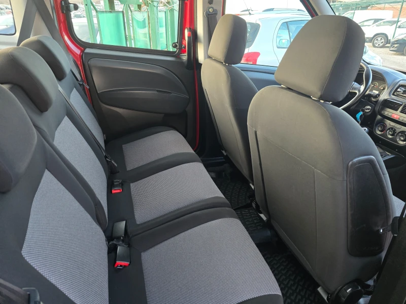 Fiat Doblo 1.6 Multijet, снимка 9 - Автомобили и джипове - 53343399