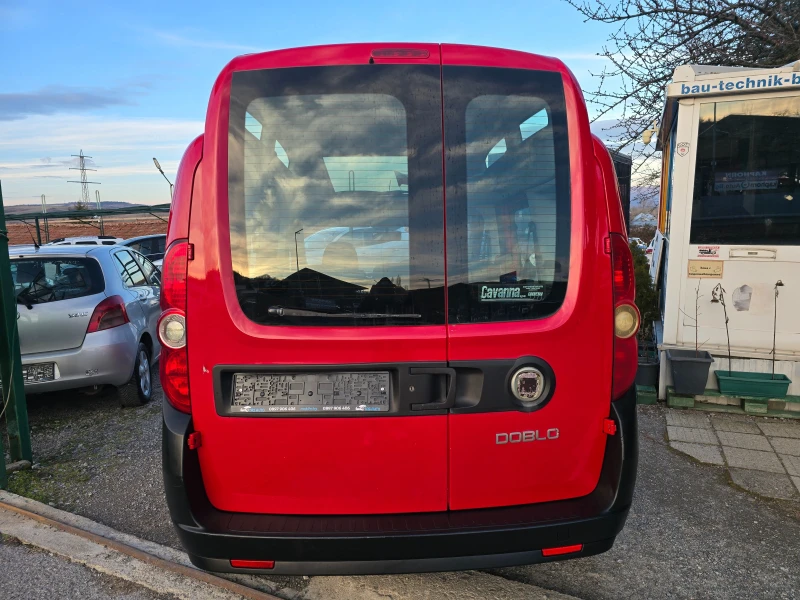 Fiat Doblo 1.6 Multijet, снимка 6 - Автомобили и джипове - 53343399