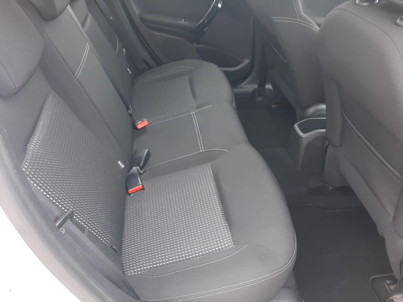 Peugeot 208 1.2VTI Allure, снимка 12 - Автомобили и джипове - 53348500