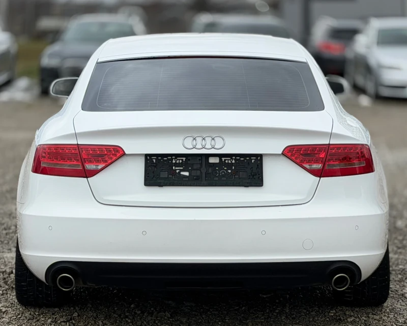 Audi A5 3.0TDi 239к.с * S-Line* * Ксенон* * Ръчка* , снимка 5 - Автомобили и джипове - 53395161