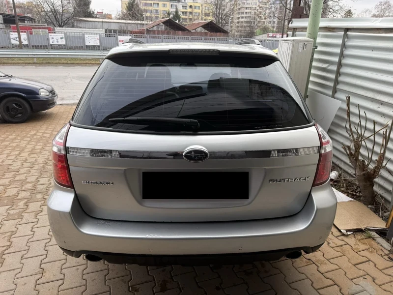 Subaru Legacy 2.5 OUTBACK РЕАЛНИ КИЛОМЕТРИ, снимка 5 - Автомобили и джипове - 53400614
