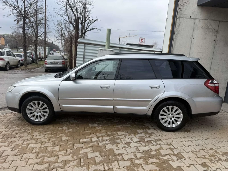 Subaru Legacy 2.5 OUTBACK РЕАЛНИ КИЛОМЕТРИ, снимка 7 - Автомобили и джипове - 53400614