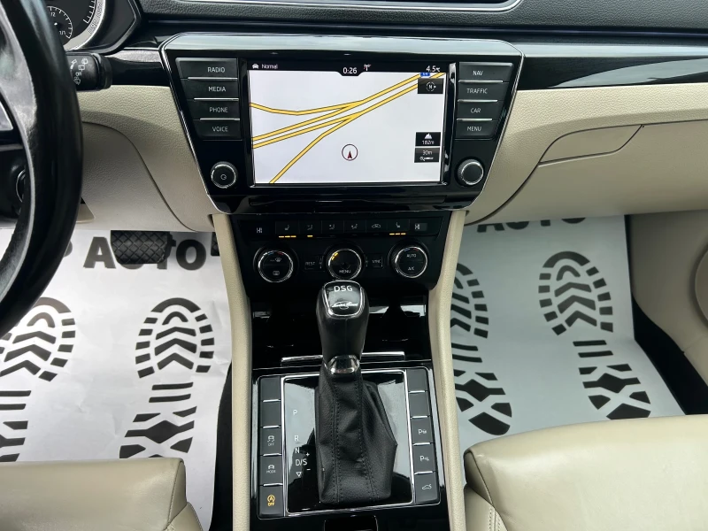 Skoda Superb * 2.0* TDI* 190к.с* 4х4* L&K* Ambient* , снимка 10 - Автомобили и джипове - 53519686