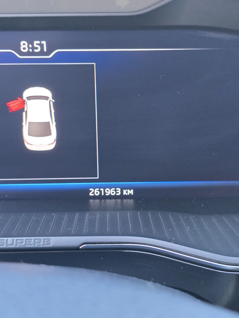 Skoda Superb L&K, снимка 9 - Автомобили и джипове - 53590905