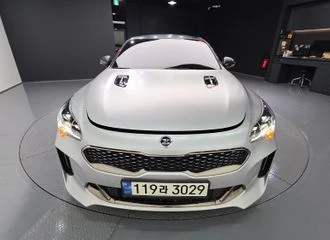 Kia Stinger 3.3 AWD MASTERS | HEADS UP | ОБДУХ | ФОЛИРАН, снимка 4 - Автомобили и джипове - 55238815