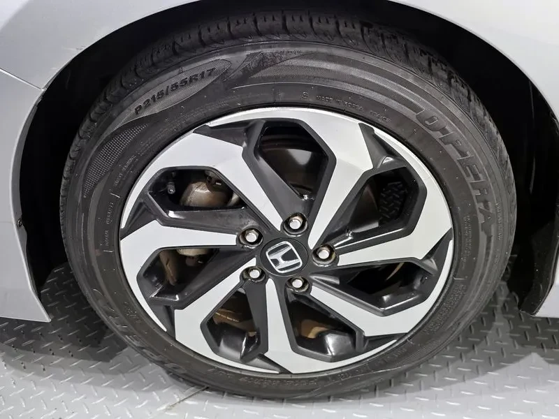 Honda Accord 2.4 9Th Generation, снимка 9 - Автомобили и джипове - 55841557
