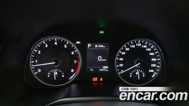 Hyundai Elantra | TOP SERVICE 15 K KM, снимка 8 - Автомобили и джипове - 56013757