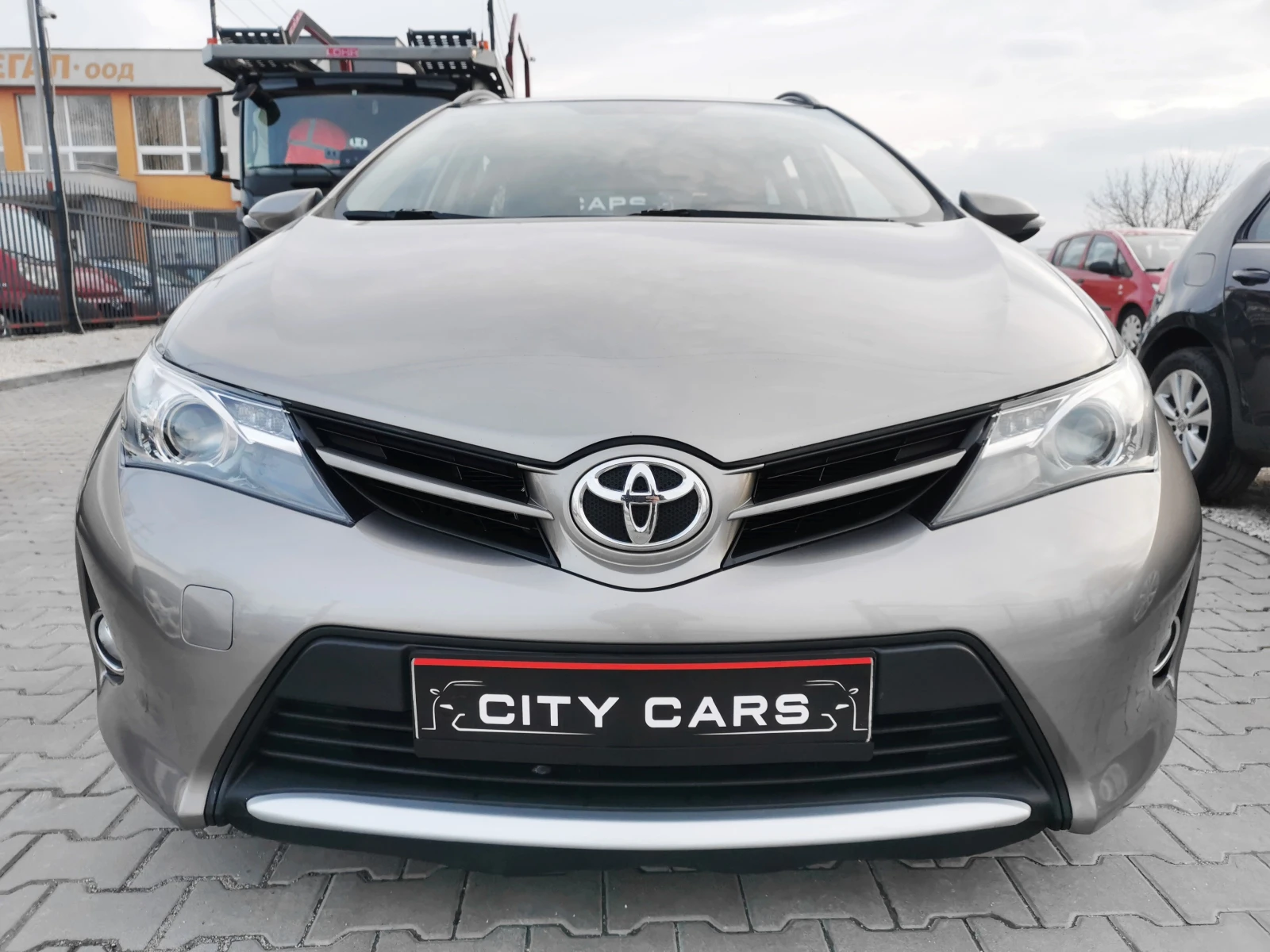 Toyota Auris 1.4 D4D - изображение 5