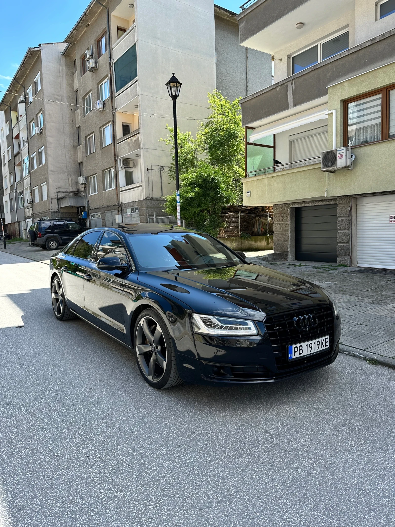 Audi A8 4.2TDI  - изображение 2