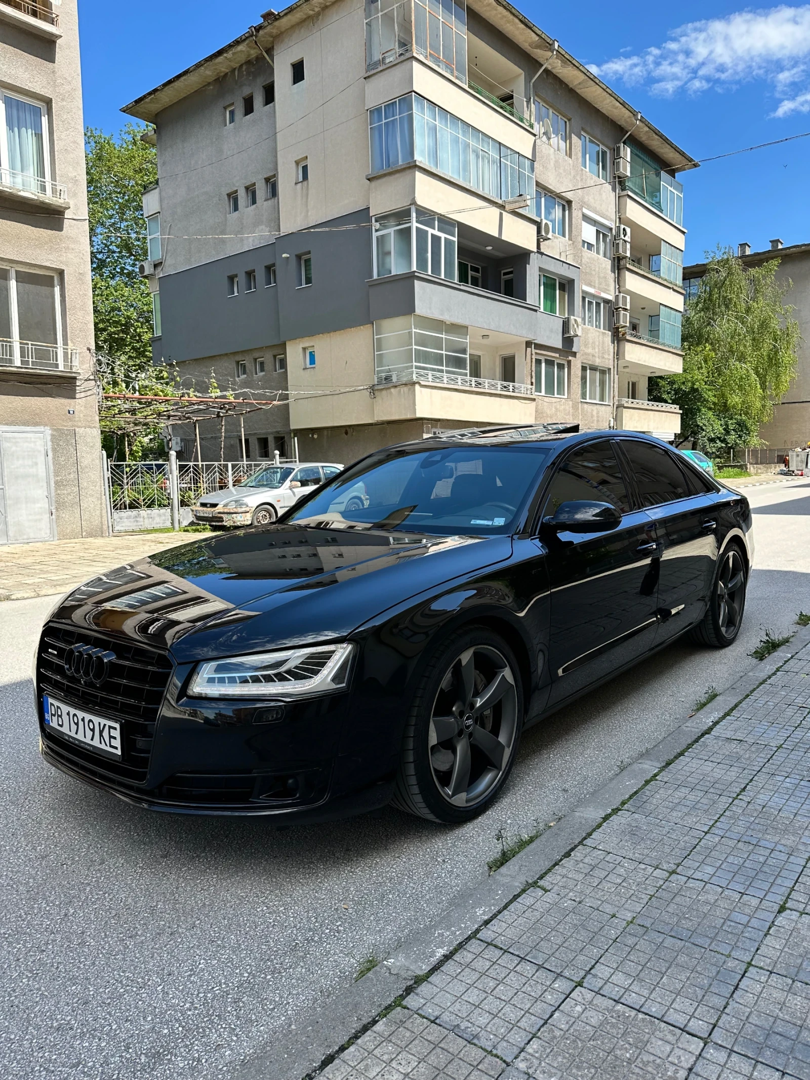 Audi A8 4.2TDI  - изображение 3