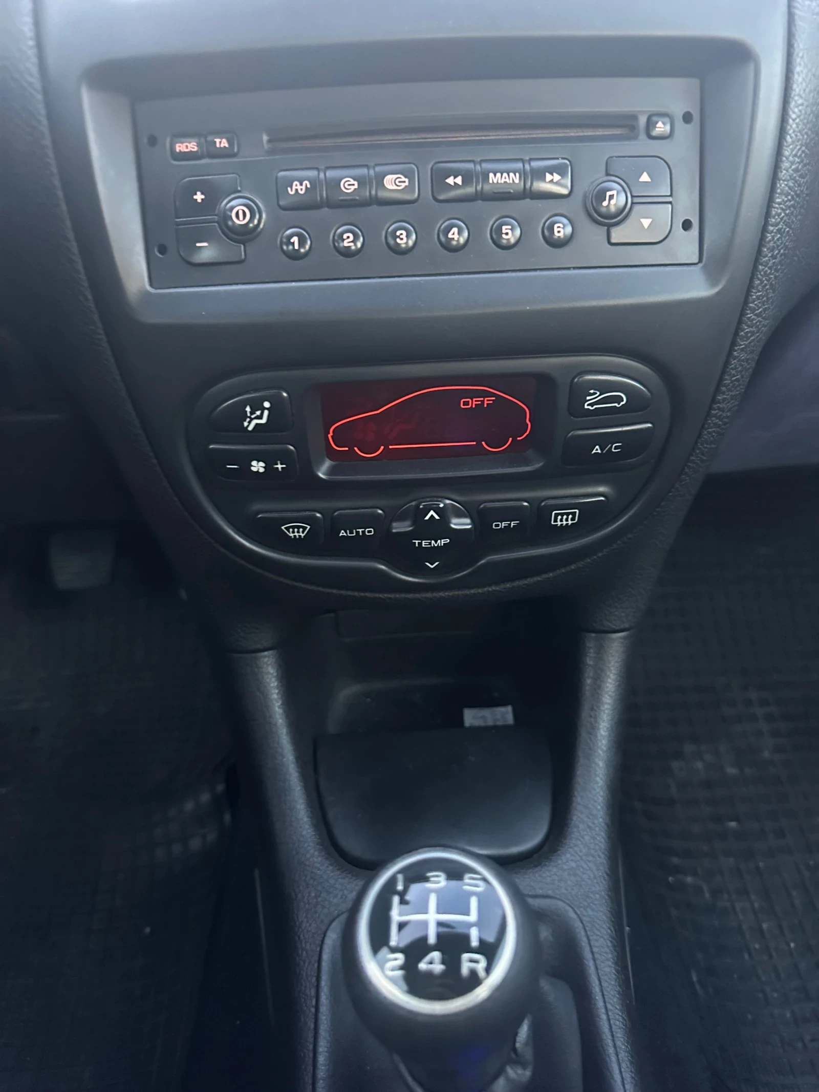 Peugeot 206 1.4 HDI - изображение 7