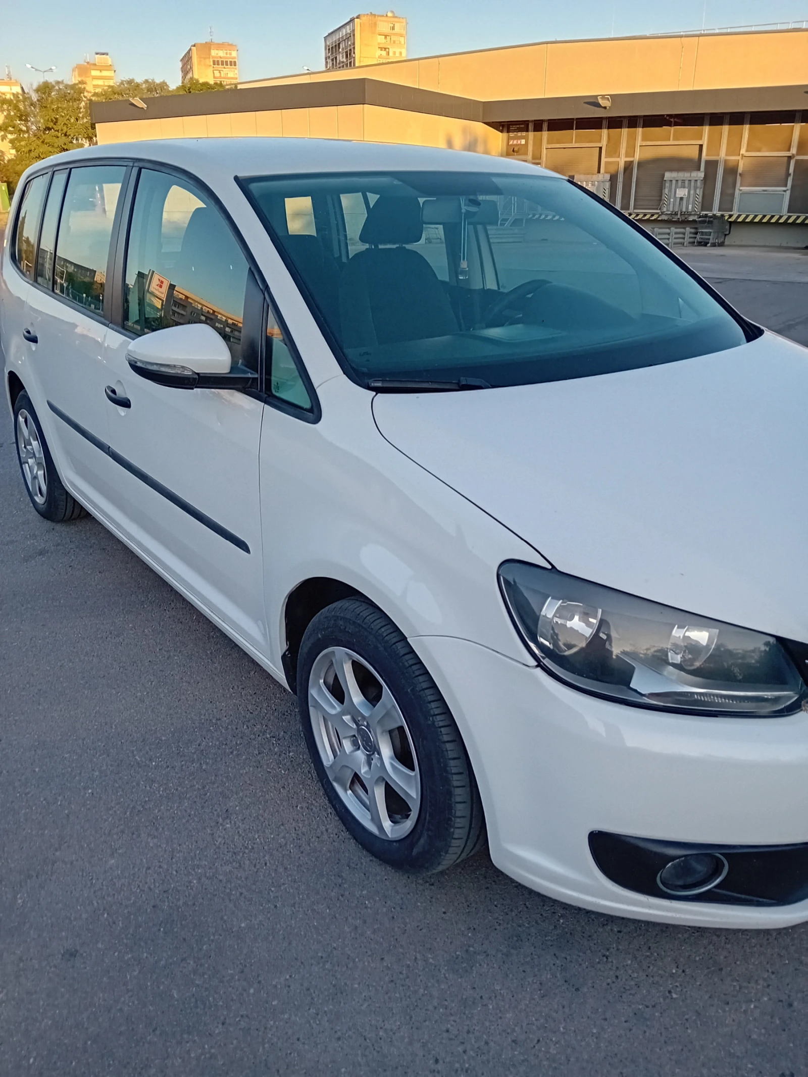 VW Touran 1, 6TDI - изображение 5