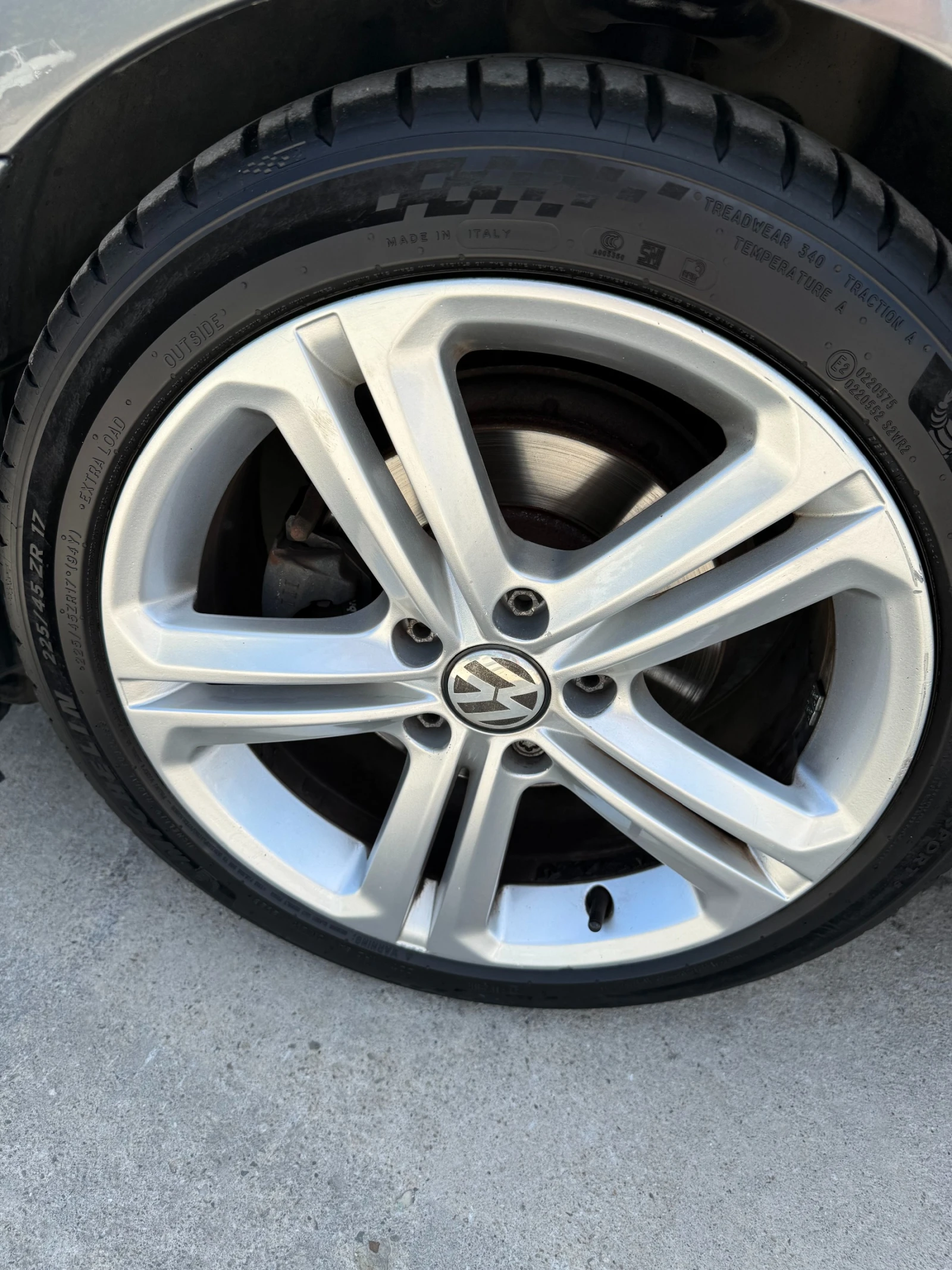 VW Golf 1.6 TDI R-Line | Mobile.bg   14