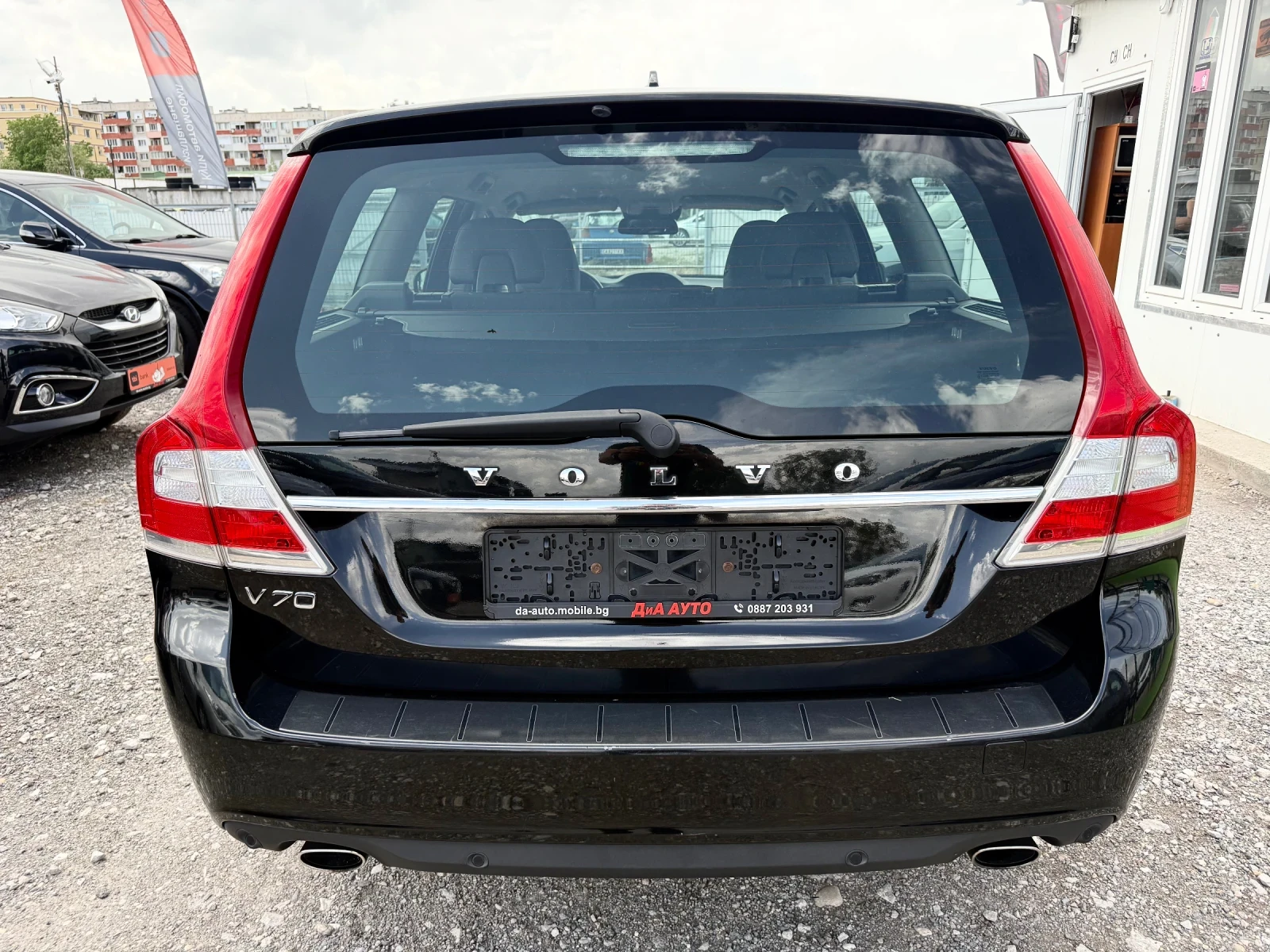 Volvo V70 2.0D4  181к.с Momentum Швейцария Феслифт., снимка 8 - Автомобили и джипове - 53224333