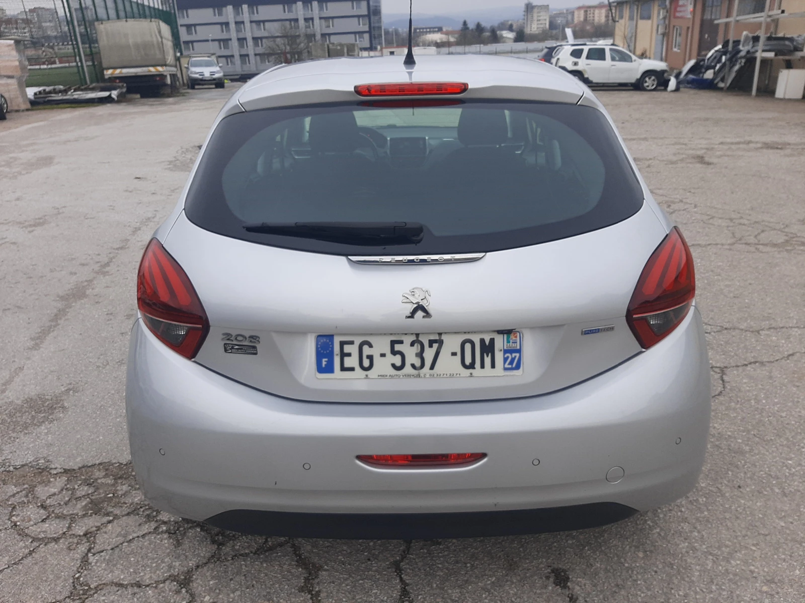 Peugeot 208 1.2VTI Allure - изображение 4
