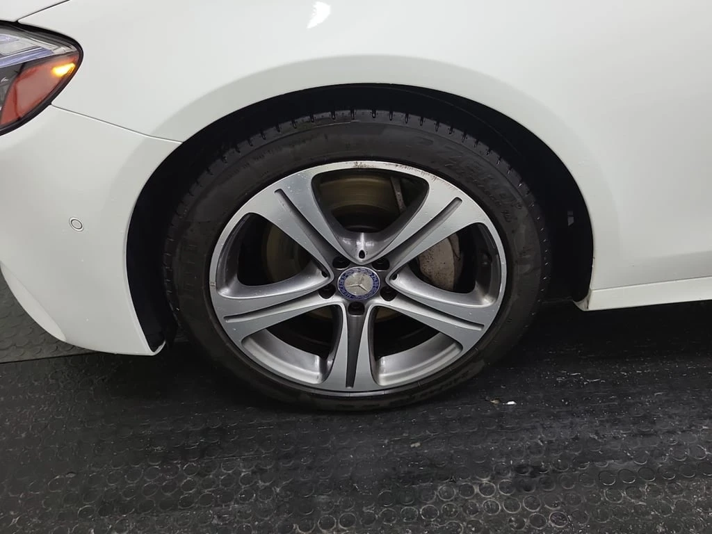 Mercedes-Benz E 300 CARFAX * 2 ����� * ������� * �����* �������� | Mobile.bg � ����������� 17