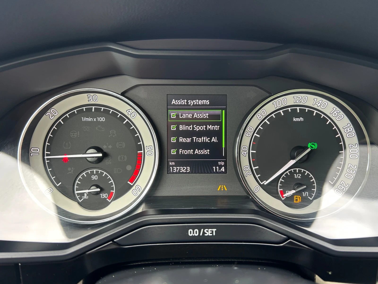 Skoda Superb * 2.0* TDI* 190�.�* 4�4* L&K* Ambient*  | Mobile.bg � ����������� 11