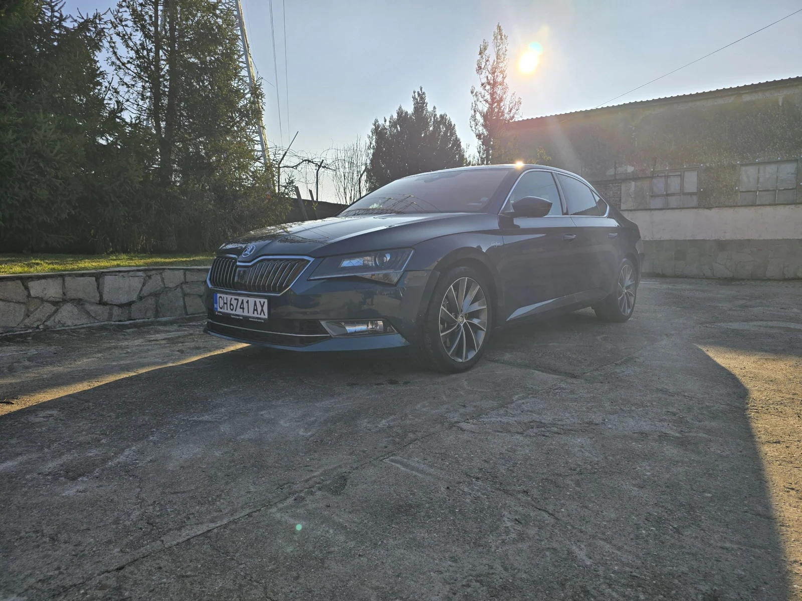 Skoda Superb 2.0 TSI 4x4 L&K, снимка 2 - Автомобили и джипове - 53590905