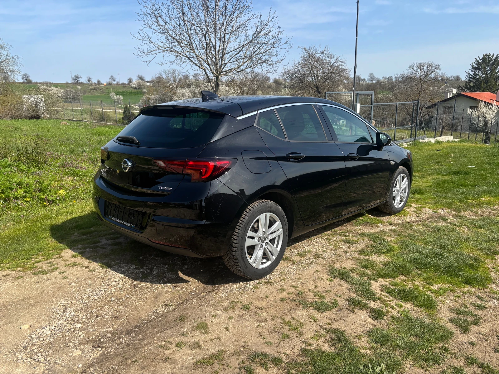 Opel Astra 1.4, снимка 4 - Автомобили и джипове - 53745173