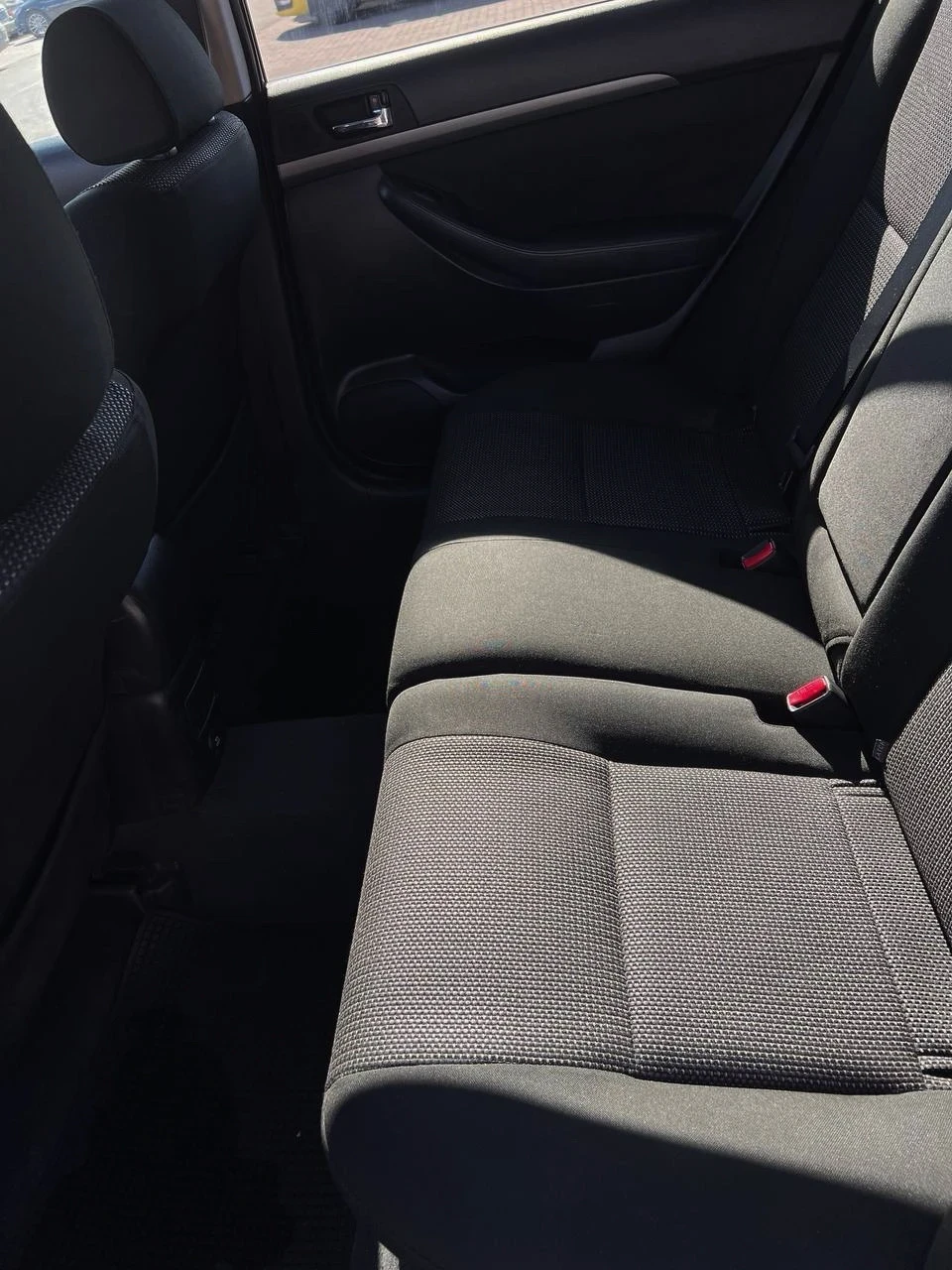 Toyota Avensis, снимка 14 - Автомобили и джипове - 53803527