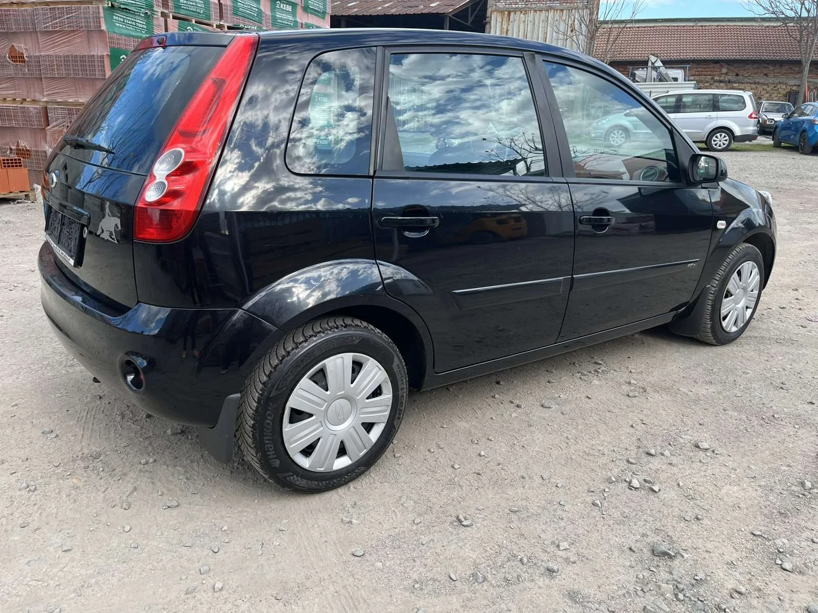 Ford Fiesta 1.25 i, снимка 6 - Автомобили и джипове - 54158926