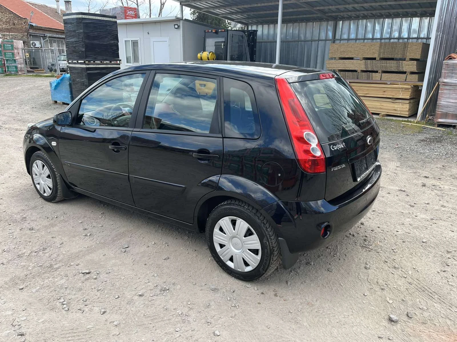 Ford Fiesta 1.25 i, снимка 7 - Автомобили и джипове - 54158926