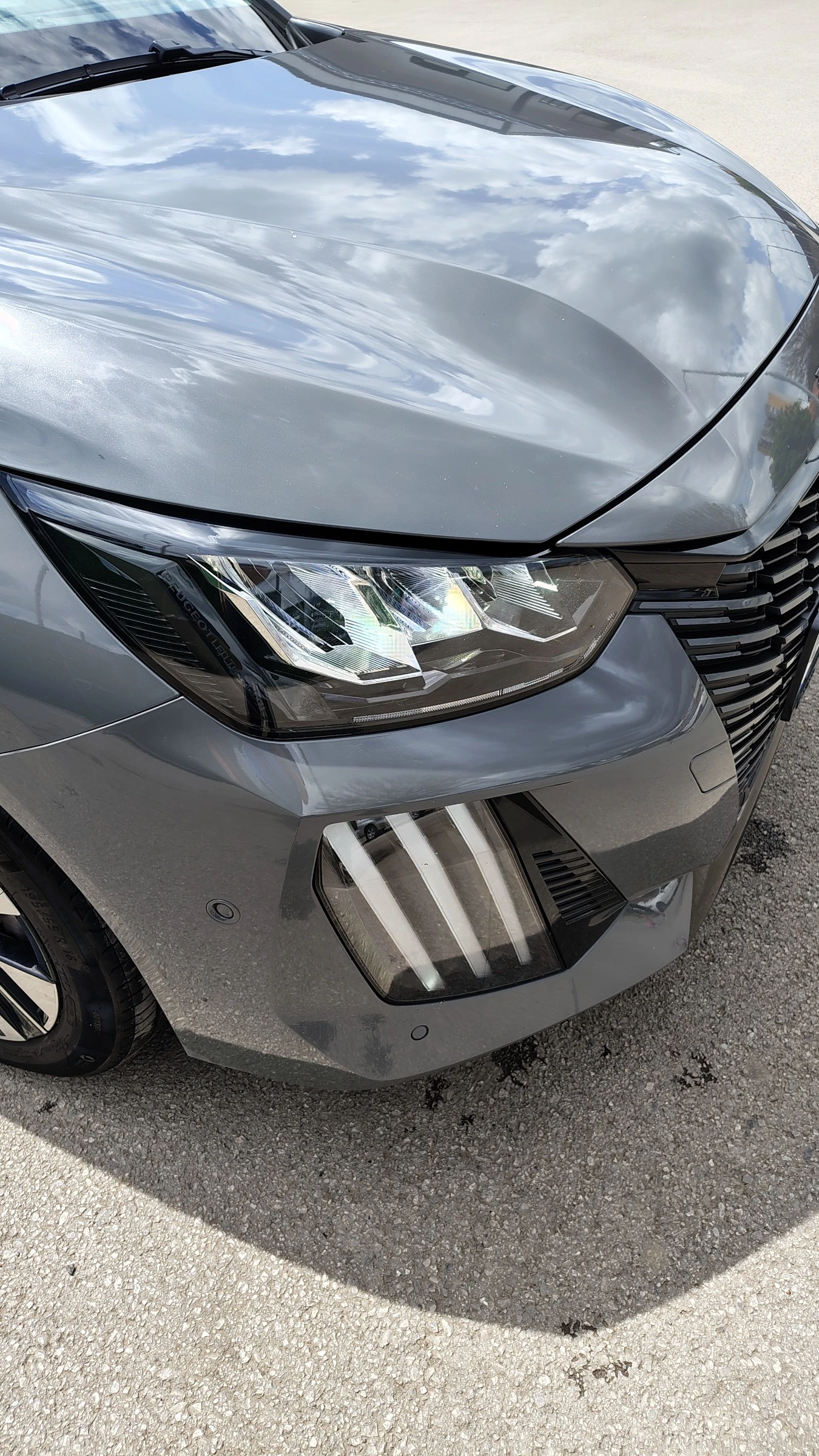 Peugeot 208 1.2 Allure, снимка 5 - Автомобили и джипове - 54503708