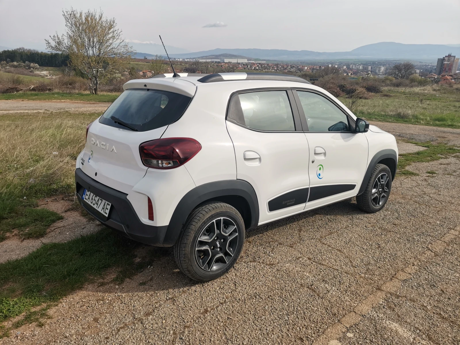 Dacia Spring, снимка 3 - Автомобили и джипове - 54860030