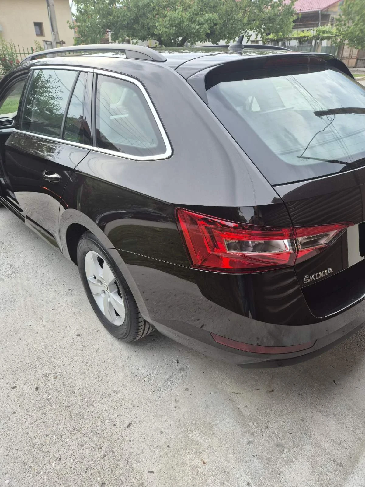 Skoda Superb 2.0 tdi 4х4, снимка 7 - Автомобили и джипове - 55102319