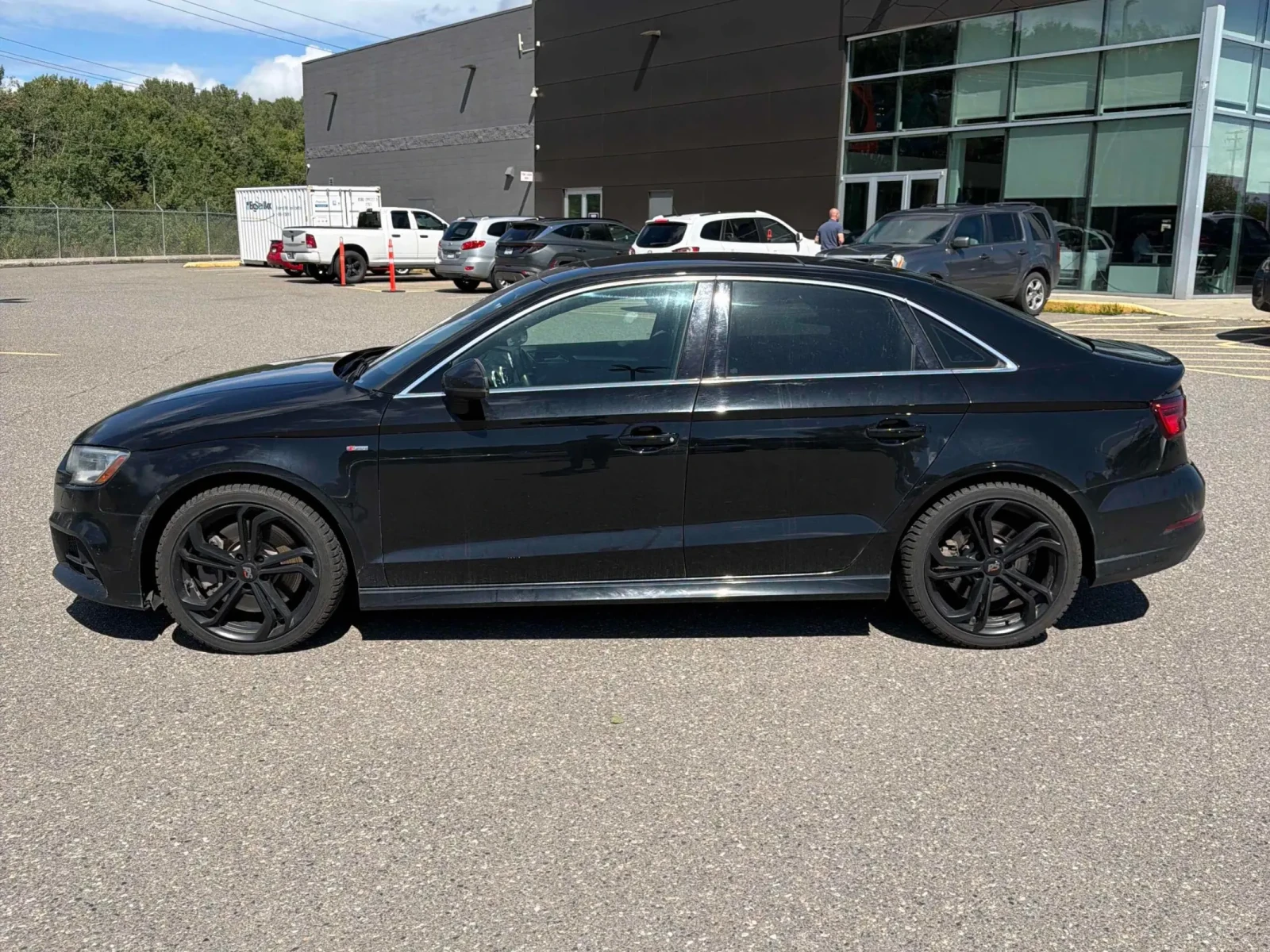 Audi A3 Progressiv/CARFAX/S LINE/ПОДГРЕВ/ПАМЕТ/, снимка 2 - Автомобили и джипове - 55437484