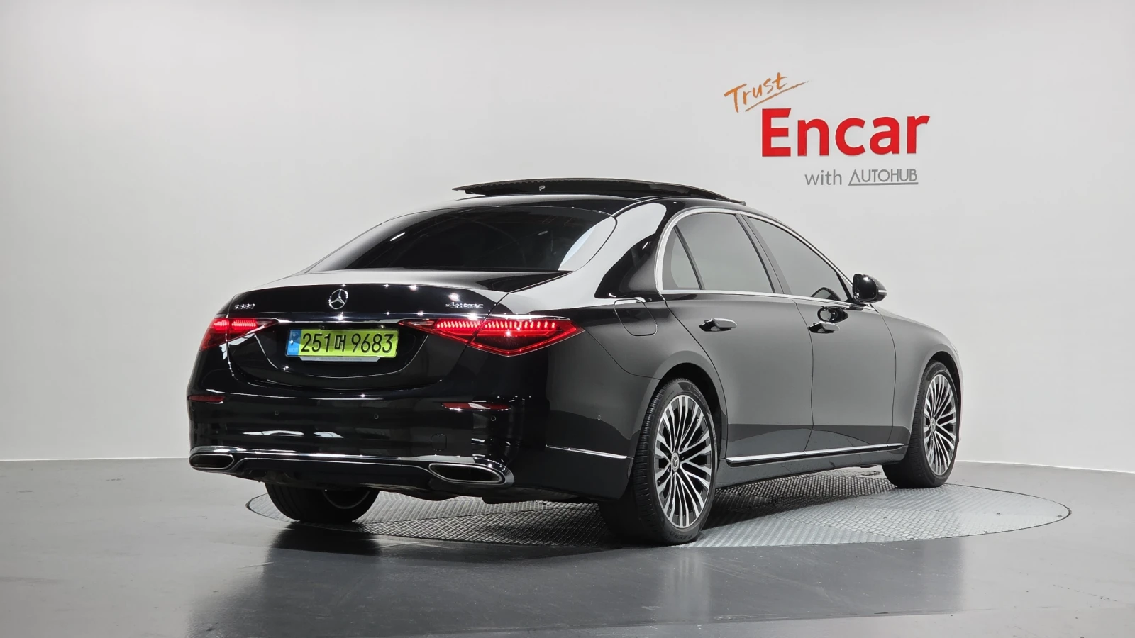Mercedes-Benz S 580 ЕЛ. БАГАЖНИК* 360* ОБДУХВАНЕ* HUD* КРАЙНА ЦЕНА, снимка 2 - Автомобили и джипове - 55595391