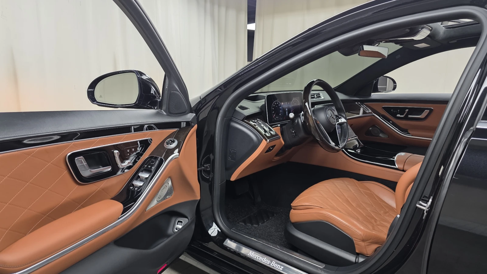 Mercedes-Benz S 580 ЕЛ. БАГАЖНИК* 360* ОБДУХВАНЕ* HUD* КРАЙНА ЦЕНА, снимка 10 - Автомобили и джипове - 55595391