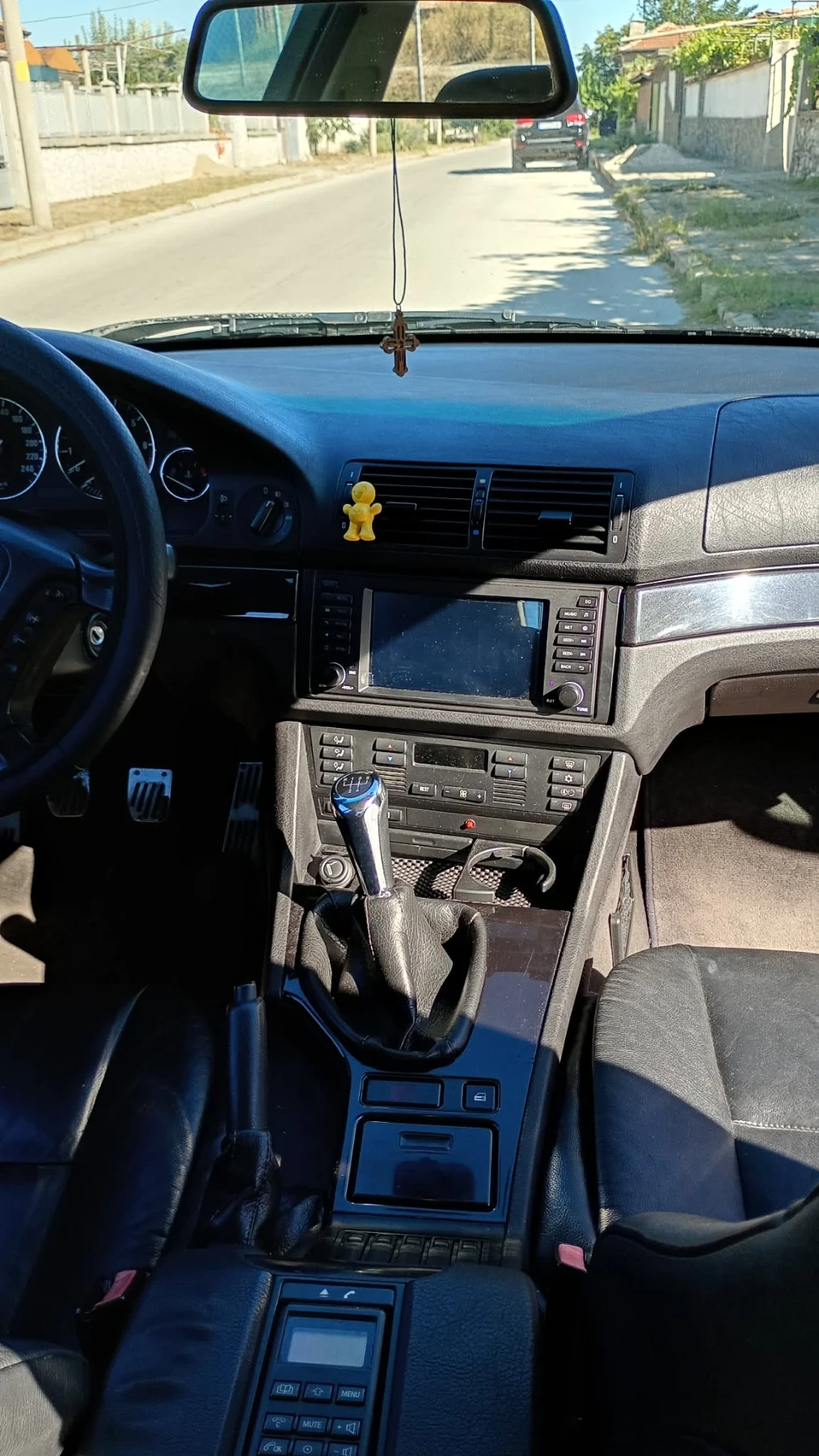 BMW 520, снимка 10 - Автомобили и джипове - 56019247
