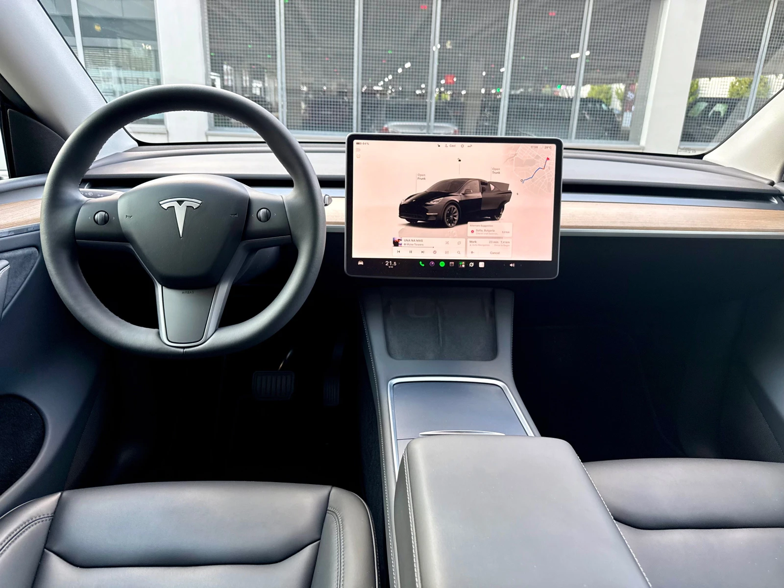 Tesla Model Y Long Range Dual Motor, снимка 7 - Автомобили и джипове - 56159715