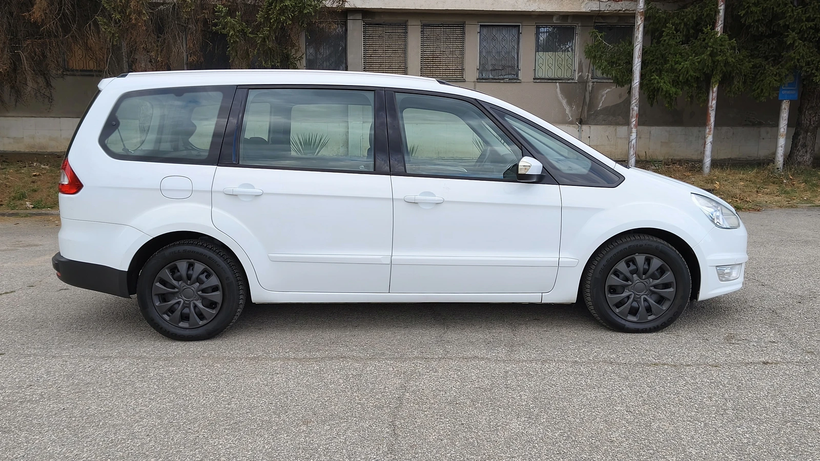 Ford Galaxy 2.0Tdci, снимка 6 - Автомобили и джипове - 56210637