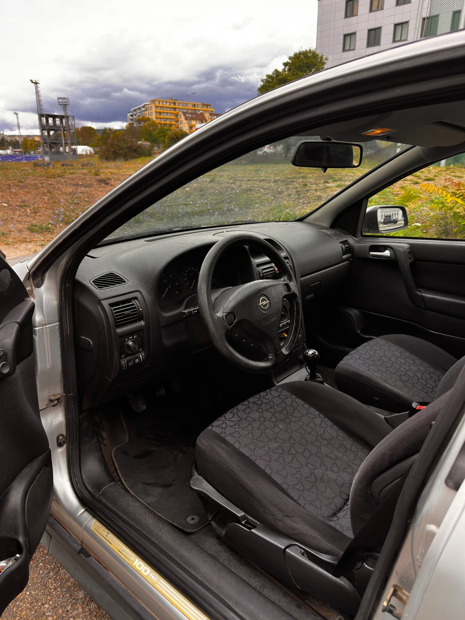 Opel Astra, снимка 5 - Автомобили и джипове - 56234395