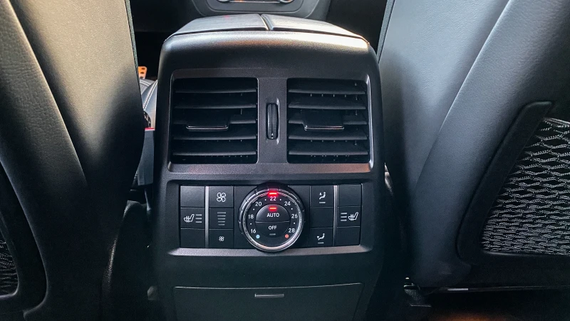 Mercedes-Benz GLS 63 AMG BRABUS, снимка 12 - Автомобили и джипове - 52260895