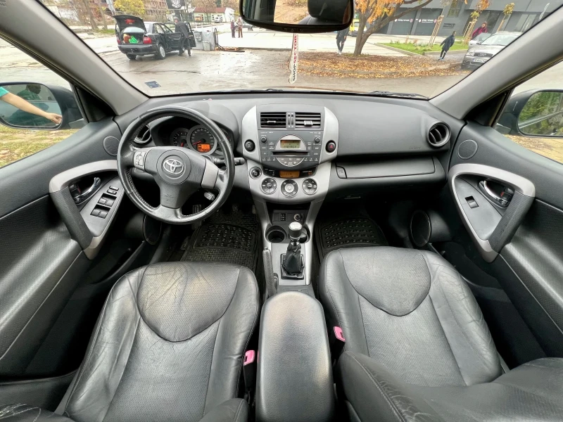 Toyota Rav4, снимка 3 - Автомобили и джипове - 52431528