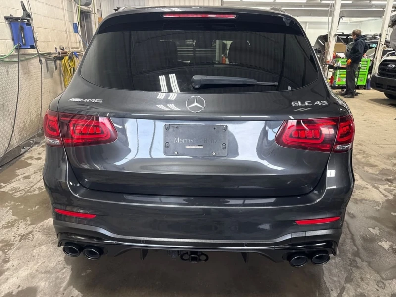 Mercedes-Benz GLC 43 AMG * CARFAX * БЕЗ ПЪРВОНАЧАЛНА ВНОСКА, снимка 4 - Автомобили и джипове - 53289587
