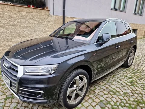 Audi Q5 tdi quattro s line, снимка 2 - Автомобили и джипове - 49123935