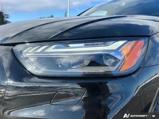 Audi SQ5 * Technik * ДИСТРОНИК * 360 * BLACK OPTIC, снимка 10 - Автомобили и джипове - 53448398