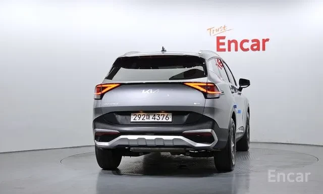 Kia Sportage HHybrid AWD (5th Gen), снимка 4 - Автомобили и джипове - 54605295