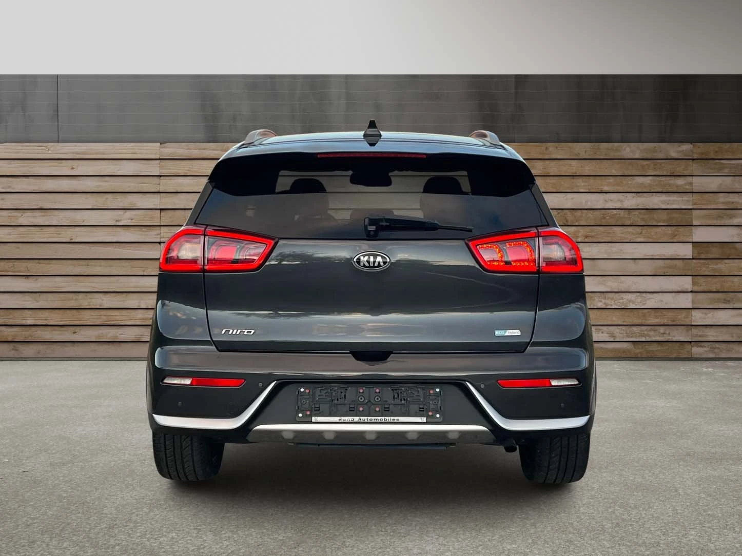 Kia Niro 1.6GDi HEV Energy ГАРАНТИРАНИ 145000km ОБСЛУЖЕН  - изображение 5