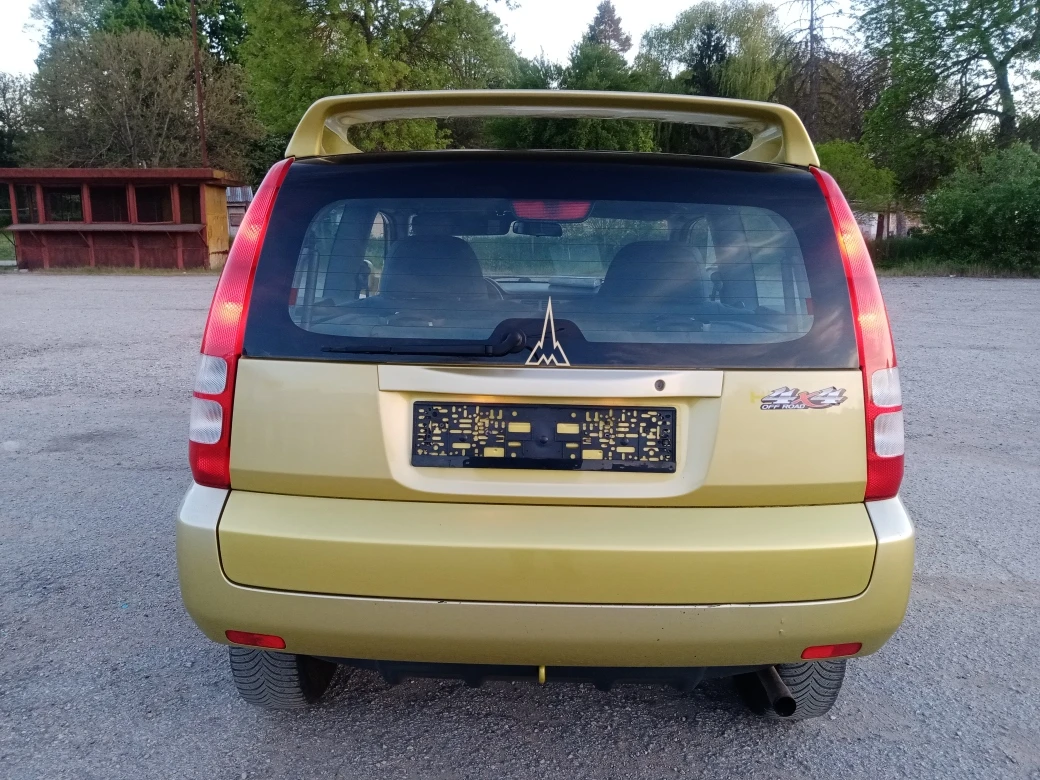 Honda Hr-v 1.6i KLIMA 4Х4, снимка 8 - Автомобили и джипове - 54349342