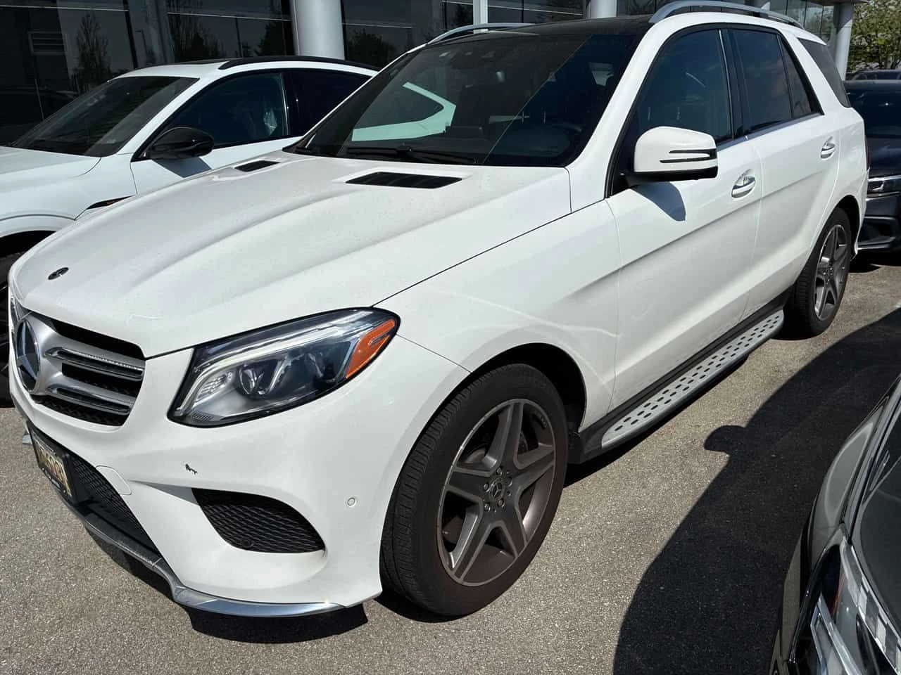 Mercedes-Benz GLE 400 | ПАНОРАМА | 360 | HARMAN KARDON | , снимка 2 - Автомобили и джипове - 54373505